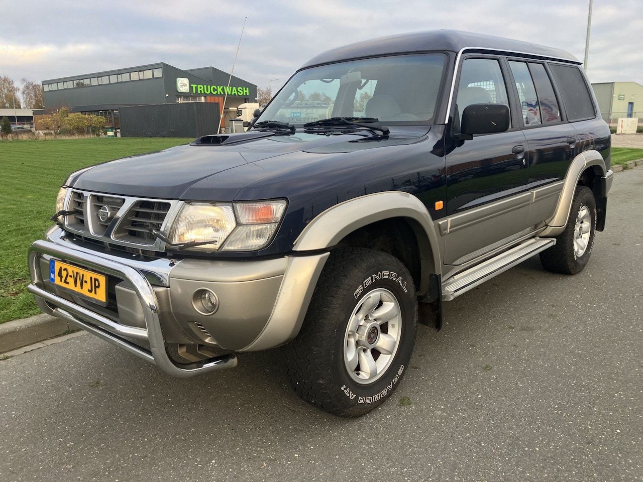 Nissan Patrol GR - 3.0 Di Turbo Luxury VAN 5-DEURS AUTOMAAT APK 9-2025 - AutoWereld.nl