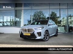 BMW iX2 - xDrive30 65kWh | M-Sportpakket | Adaptief M-onderstel | Panoramadak elektrisch | Head-Up D