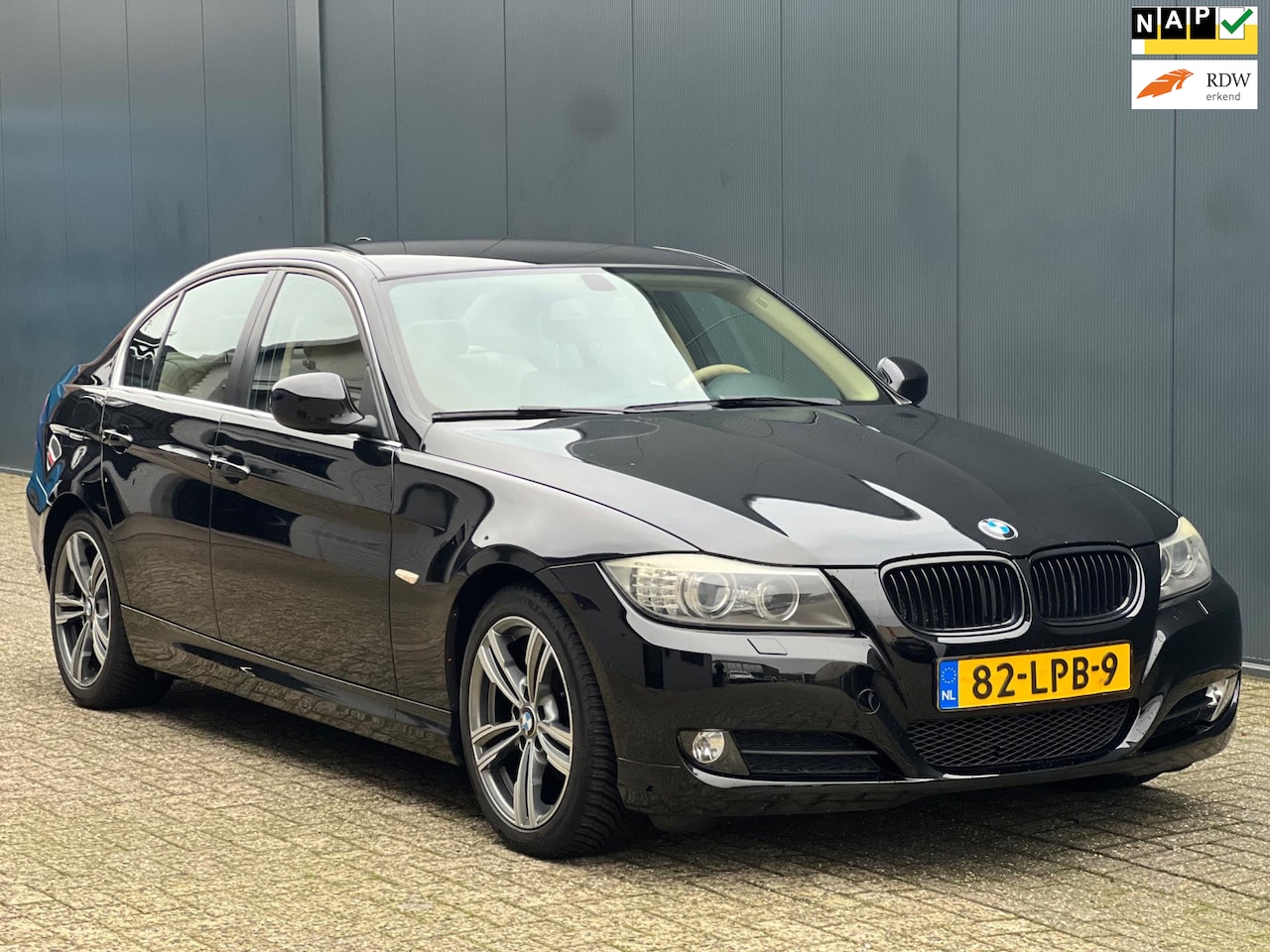 BMW 3-serie - 318i AUT|Leder|Navi|Facelift|Top staat! - AutoWereld.nl