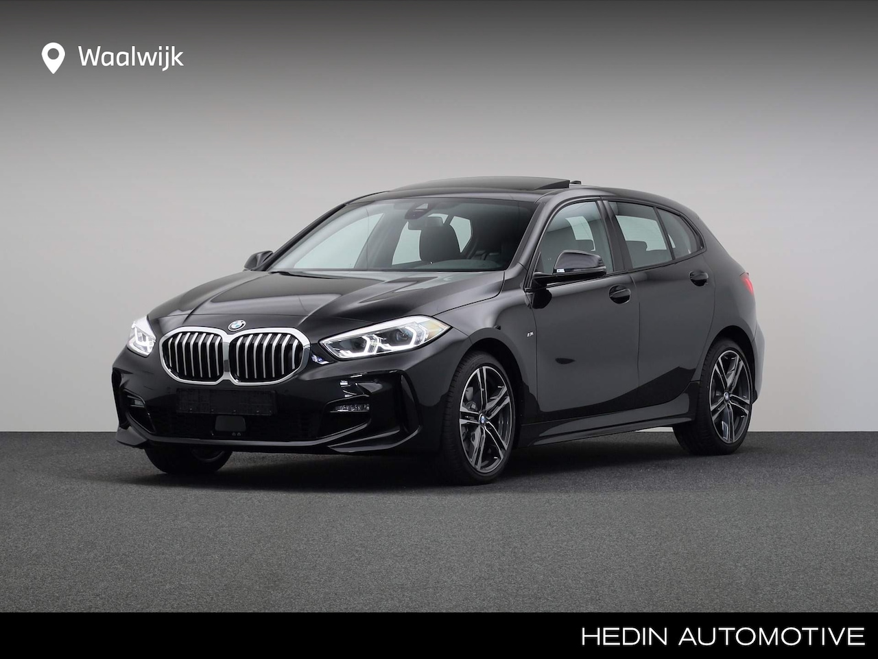 BMW 1-serie - 118i Executive | M Sportpakket | Shadow Line | Panoramadak | Comfort Access - AutoWereld.nl