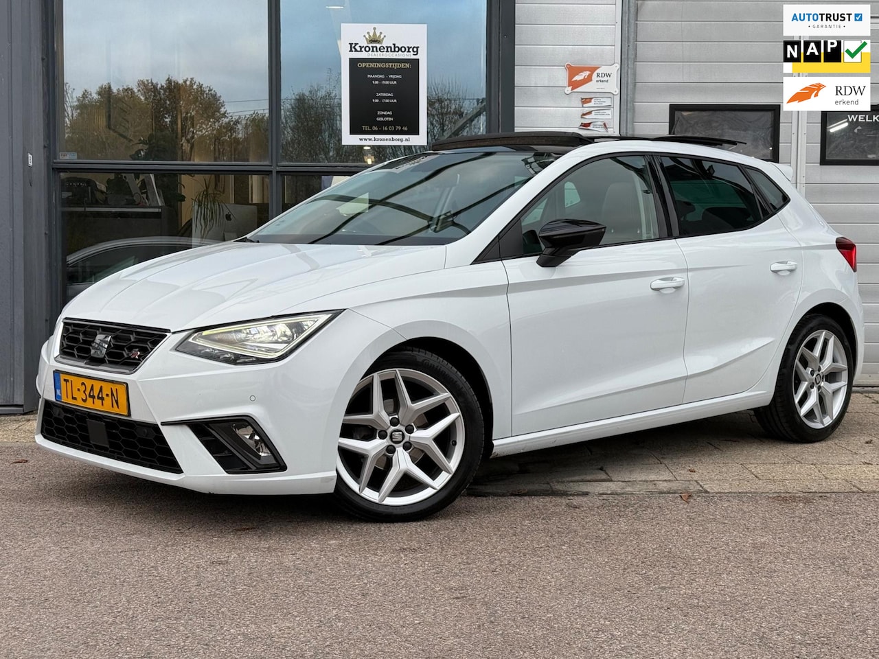 Seat Ibiza - 1.0 TSI FR Business Intense| PANO| NAP| CARPLAY - AutoWereld.nl