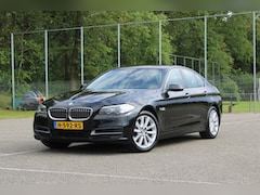 BMW 5-serie - 530d Luxury Edition Leer, Navi Pro, Head up Display, Comfort Stoelen met memory, Harman Ka