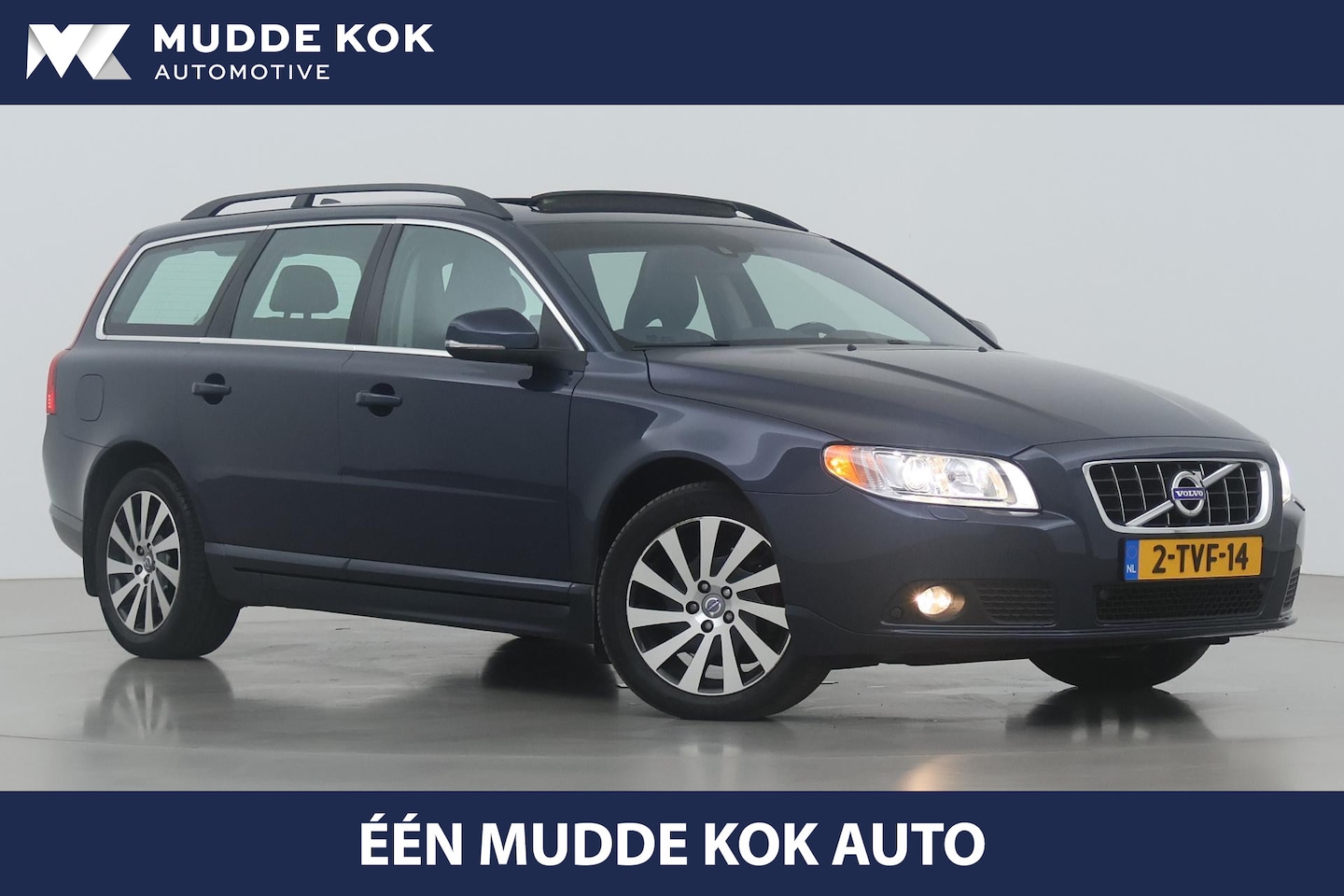 Volvo V70 - 3.0 T6 AWD Summum | Schuif/kanteldak | Trekhaak | Stoelverwarming | Leder | Elek. Achterkl - AutoWereld.nl