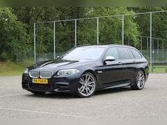 BMW 5-serie Touring - M550xd Navigatie professional, Leer, Comfortstoelen met memory en massage, Stoelventilatie