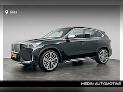 BMW iX1 - xDrive30 67 kWh | Stuurwielrand verwarmd | Comfort Access | Trekhaak met elektrisch wegkla