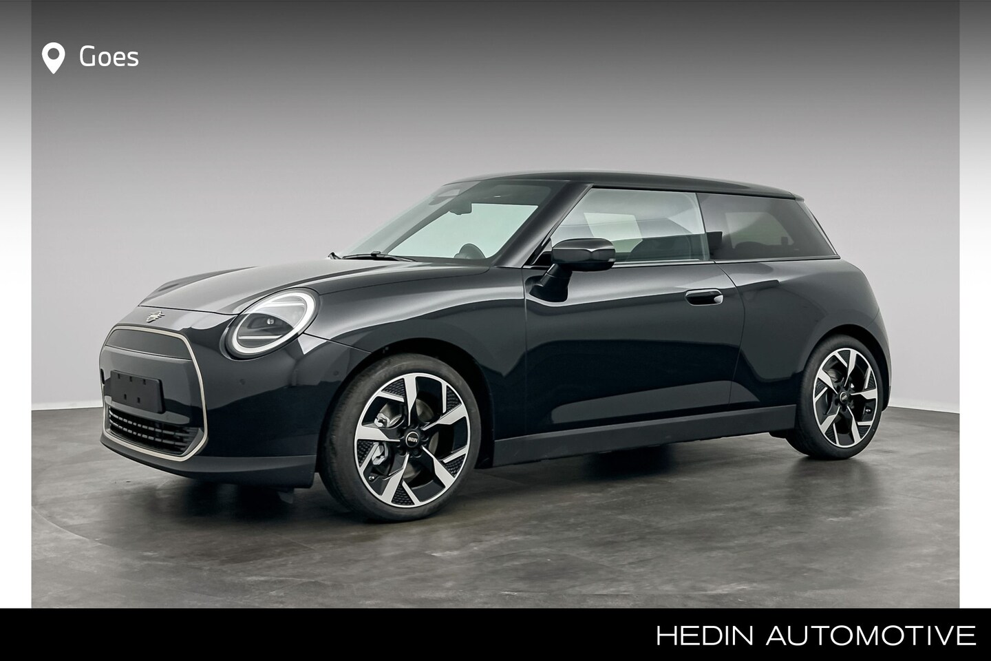 MINI Cooper - 3-deurs E | Favoured Trim | M Pakket | 18 inch lm wielen - AutoWereld.nl