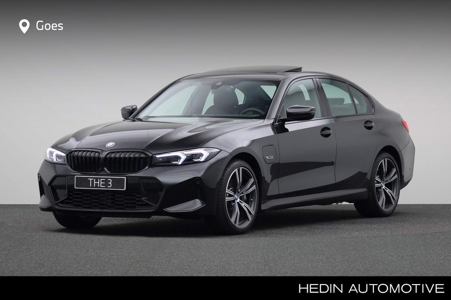 BMW 3-serie - Sedan 320e | M Sportpakket | Trekhaak | Driving Assistant - AutoWereld.nl