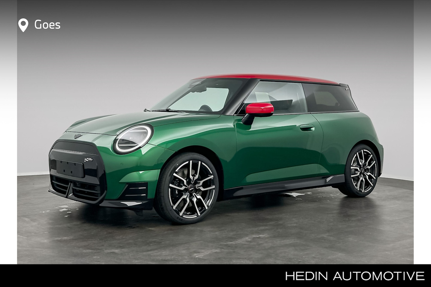 MINI Cooper - 3-deurs E | JCW Trim | M Pakket | Dak- en spiegels in rood - AutoWereld.nl