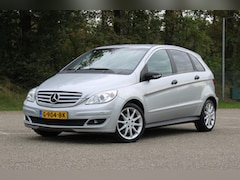 Mercedes-Benz B-klasse - 200 Automaat, Half-leer, Stoelverwarming, Cruise, Airco