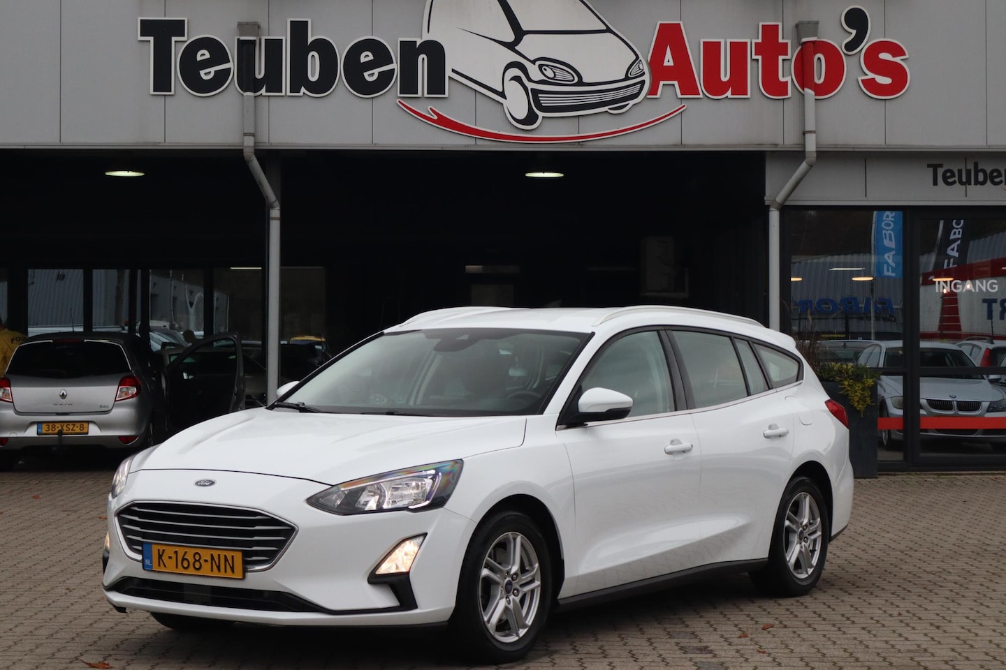 Ford Focus Wagon - 1.0 EcoBoost Trend Edition Business !!BTW Auto!! Apple Carplay, Navigatie, Airco, Trekhaak - AutoWereld.nl