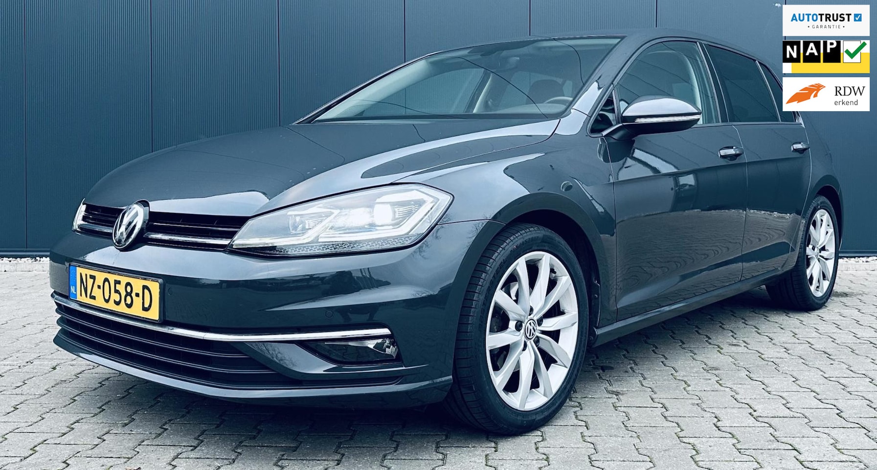 Volkswagen Golf - 1.0 TSI Highline Airco Adaptive Cruise Navi Alcantara - AutoWereld.nl