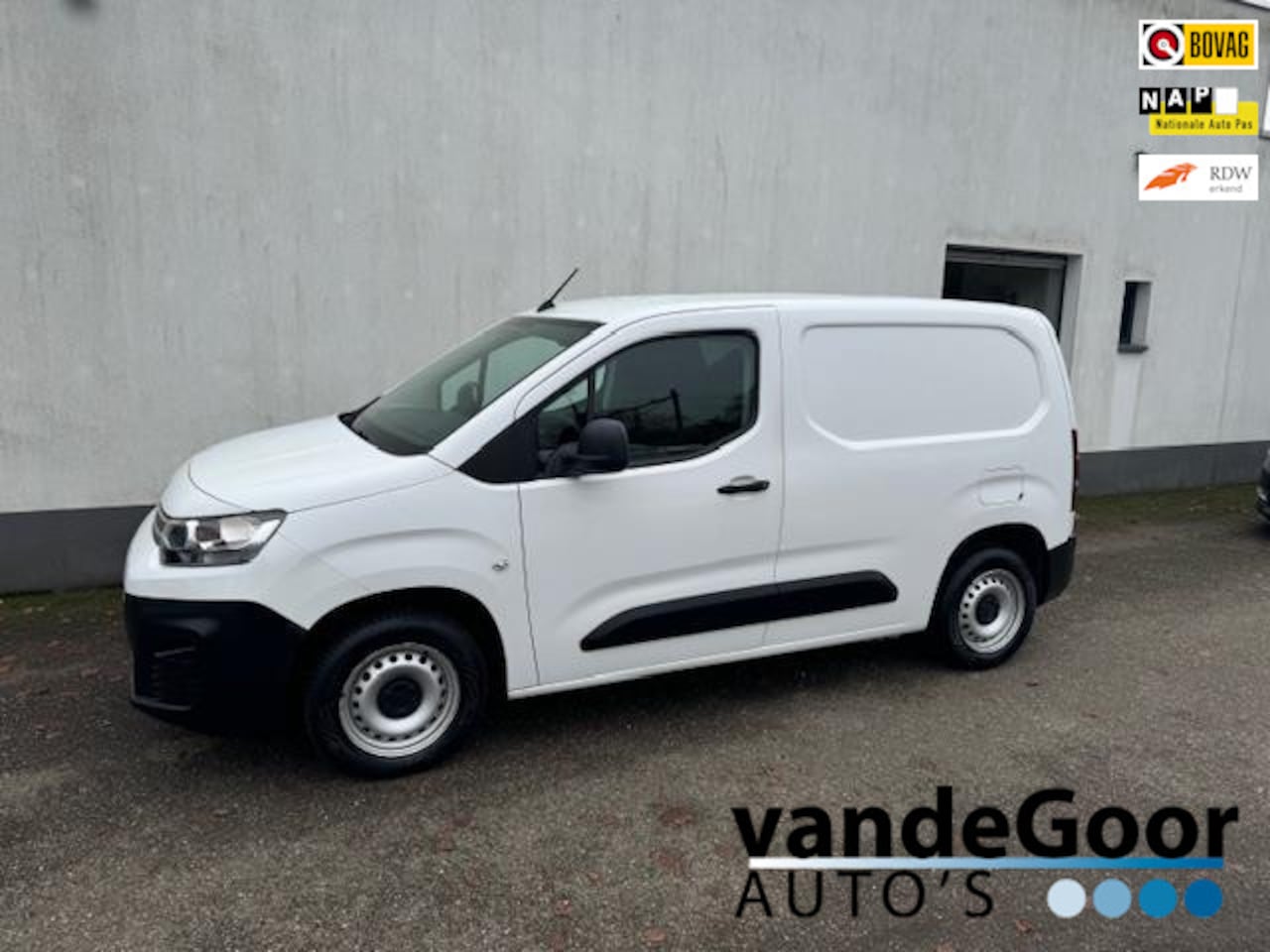 Citroën Berlingo - 1.6 BlueHDI Club 1.6 BlueHDI Club, '19, navi, airco, cruise controle, 3-zits, schuifdeur ! - AutoWereld.nl