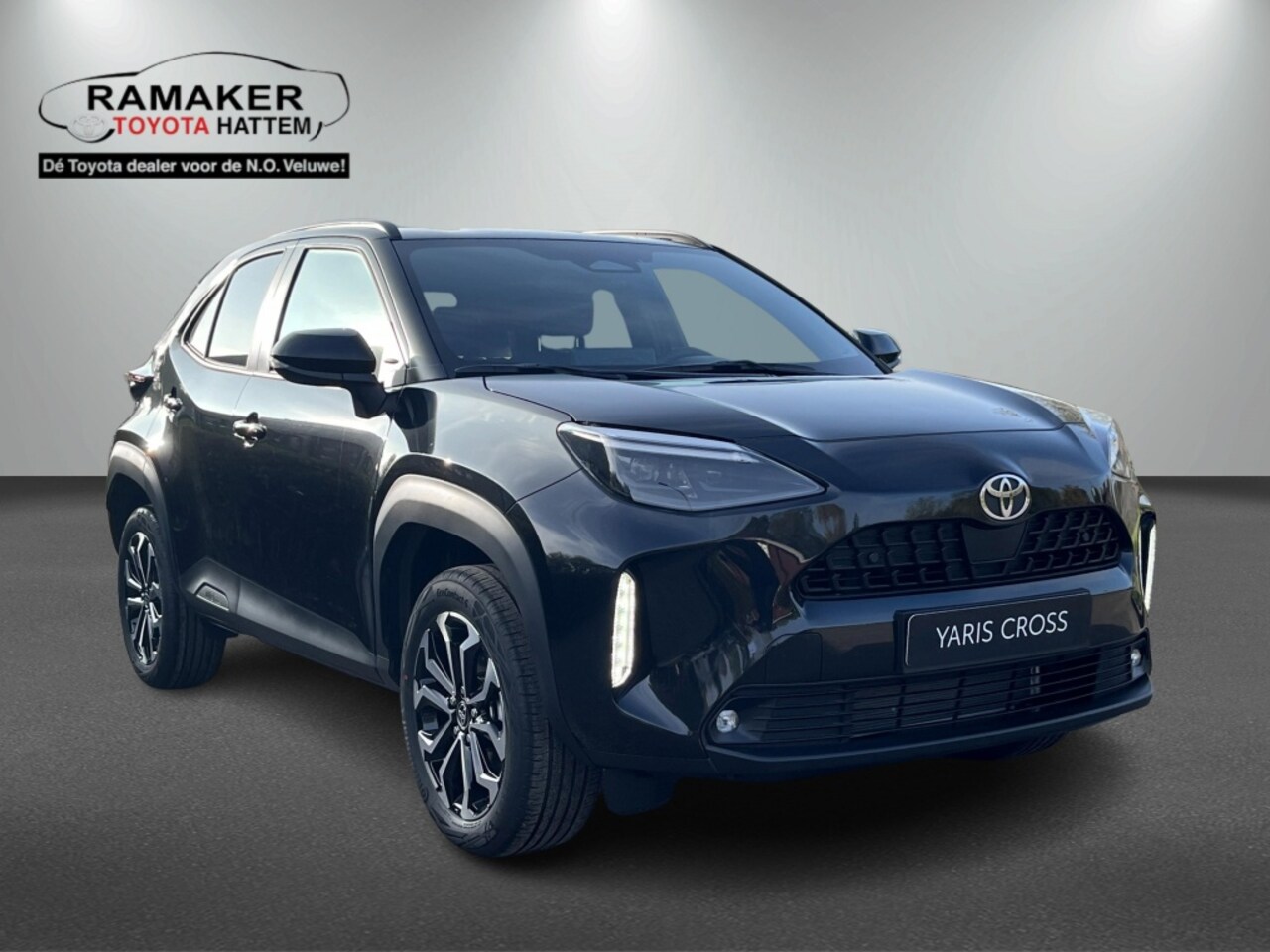 Toyota Yaris Cross - 1.5 Hybrid Black Edition - AutoWereld.nl