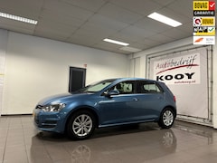 Volkswagen Golf - 1.2 TSI Comfortline * Automaat / Trekhaak / Cruise control / NL Auto