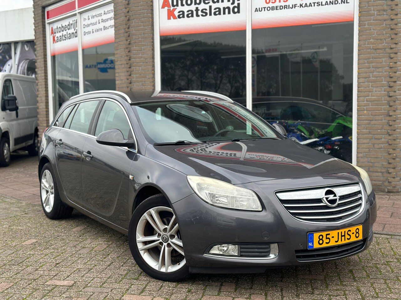 Opel Insignia Sports Tourer - 1.8 Business - Navi - 6 Bak - Clima - AutoWereld.nl