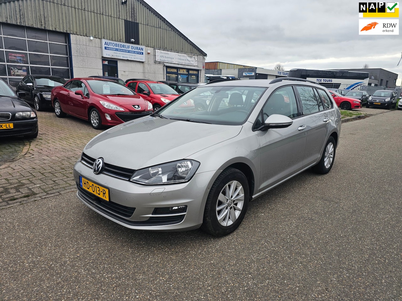 Volkswagen Golf - 1.6 TDI Highline NAV.+ Airco Bj:2015 - AutoWereld.nl