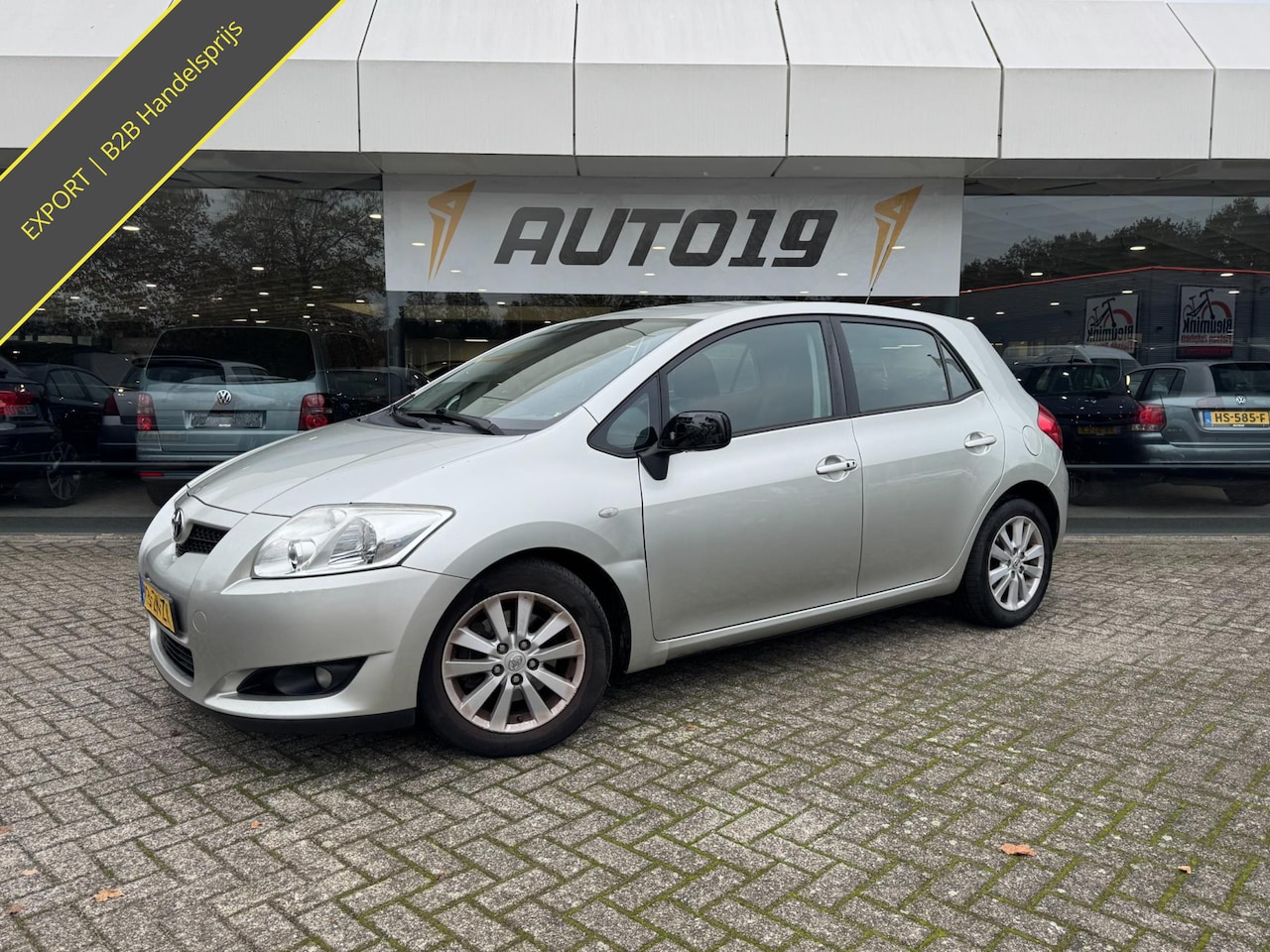 Toyota Auris - 2.0 D-4D Luna Business 2.0 D-4D Luna Business - AutoWereld.nl