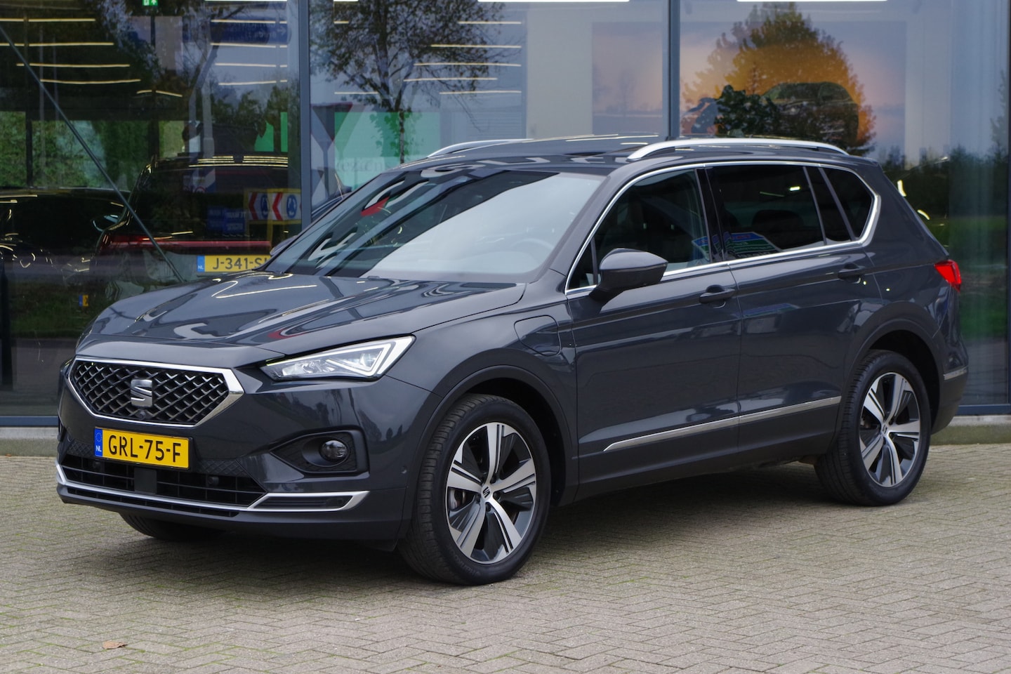 Seat Tarraco - 1.4 TSI e-Hybrid PHEV Xcellence 1.4 TSI e-Hybrid 245 PK PHEV Xcellence, Panoramadak, Leder, 360° Camera, Adap. Cruise Cont - AutoWereld.nl