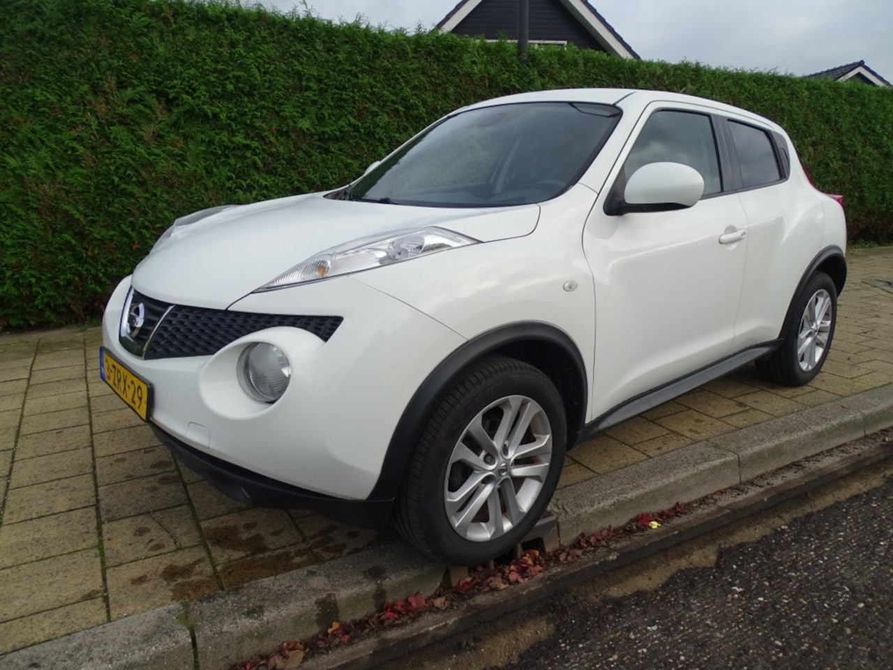 Nissan Juke - 1.6 ACENTA-Automaat-Camera-Cruise-Clima-Cruise - AutoWereld.nl