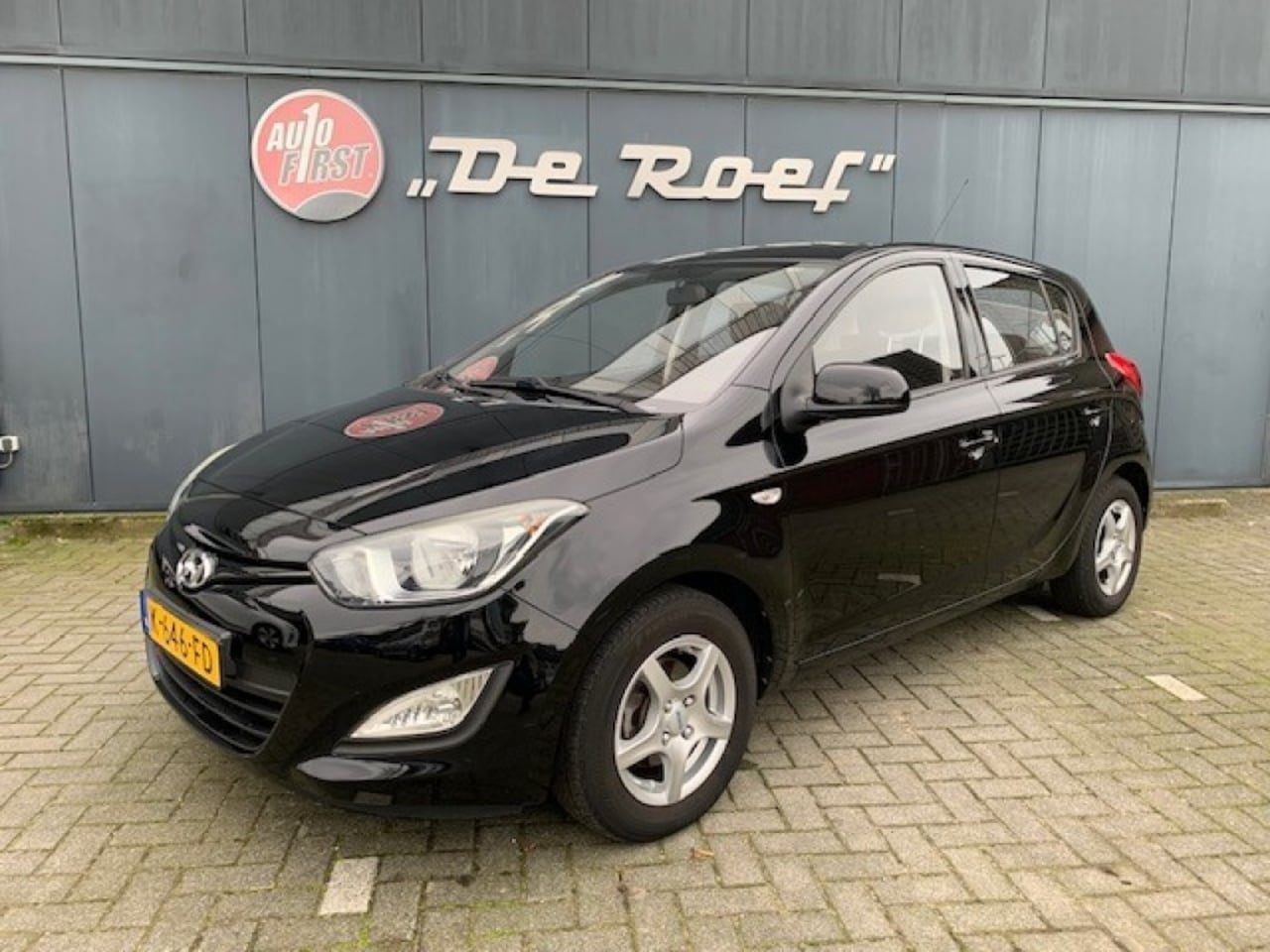 Hyundai i20 - 1.2I FIRST EDITION AIRCO LMV - AutoWereld.nl