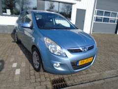 Hyundai i20 - 1.2I DYNAMIC