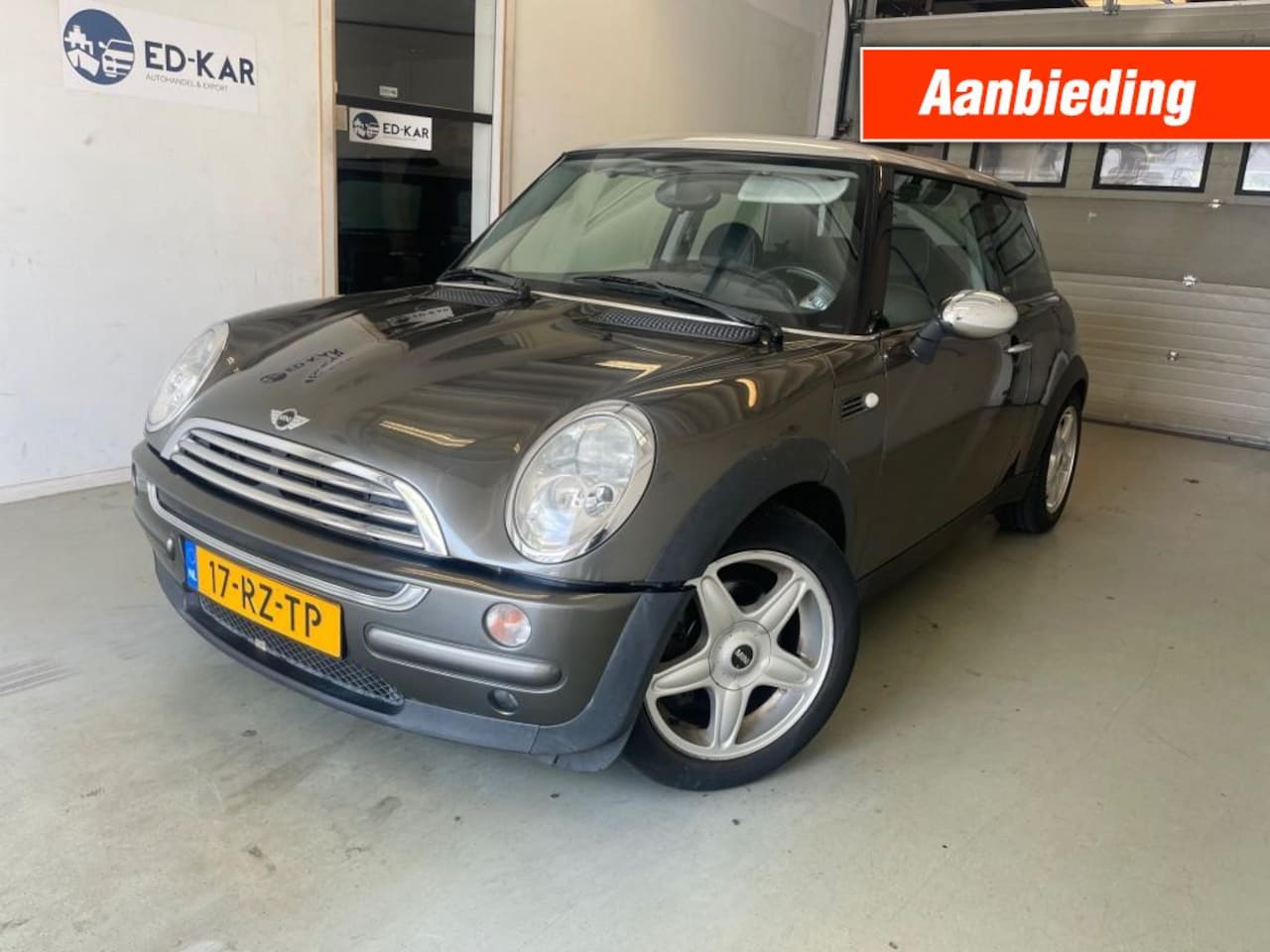 MINI Cooper - 1.6 Cooper Park Lane AIRCO LEER PAMORAMA NAP - AutoWereld.nl