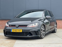 Volkswagen Golf - GTI 2.0 TSI Clubsport 265pk Schaalstoelen / Panoramadak