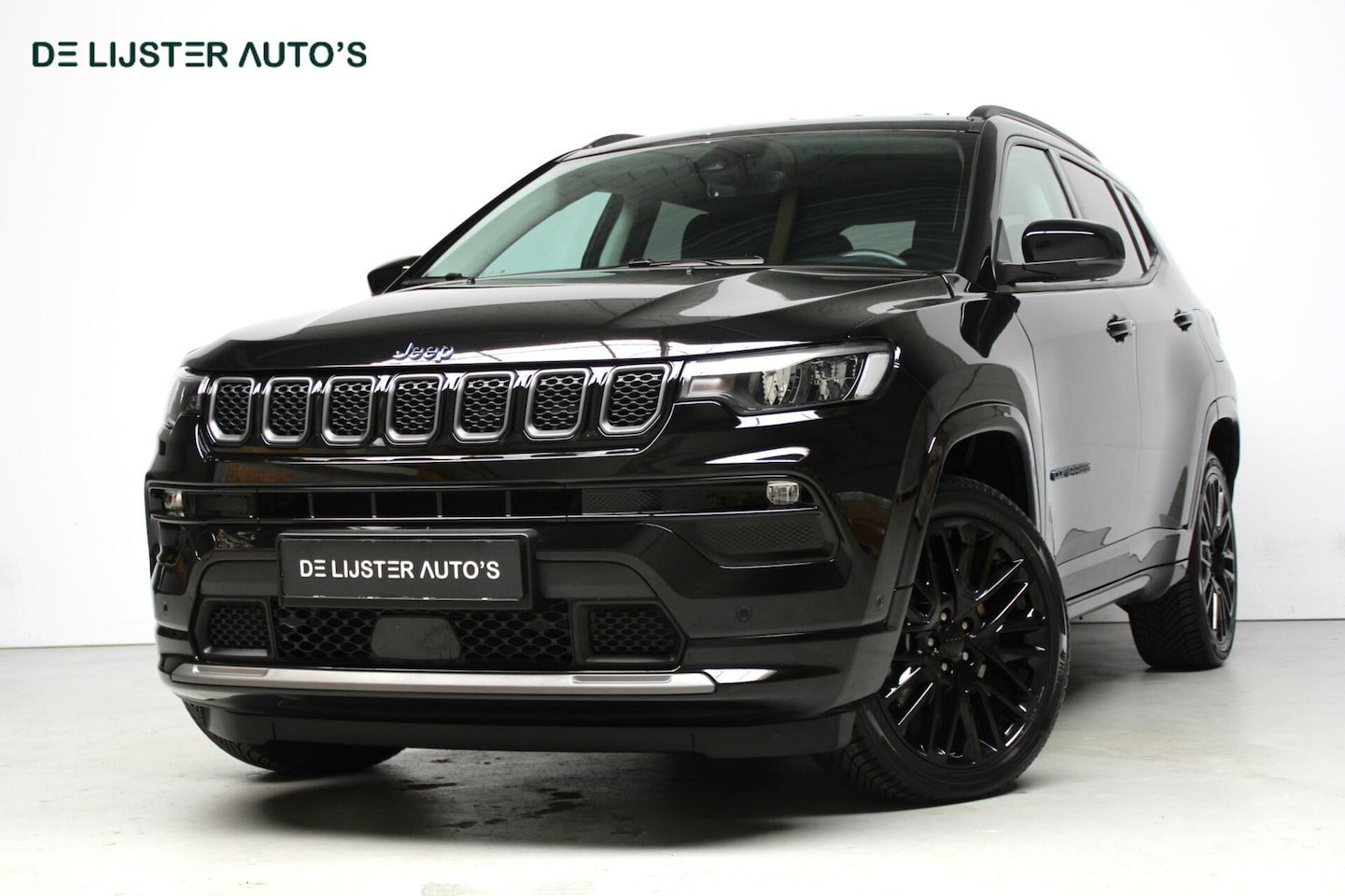 Jeep Compass - 4xe 240 Plug-in Hybrid Electric S Black Edition |CARPLAY, ACC, STOEL + STUURVERWARMD, CAME - AutoWereld.nl