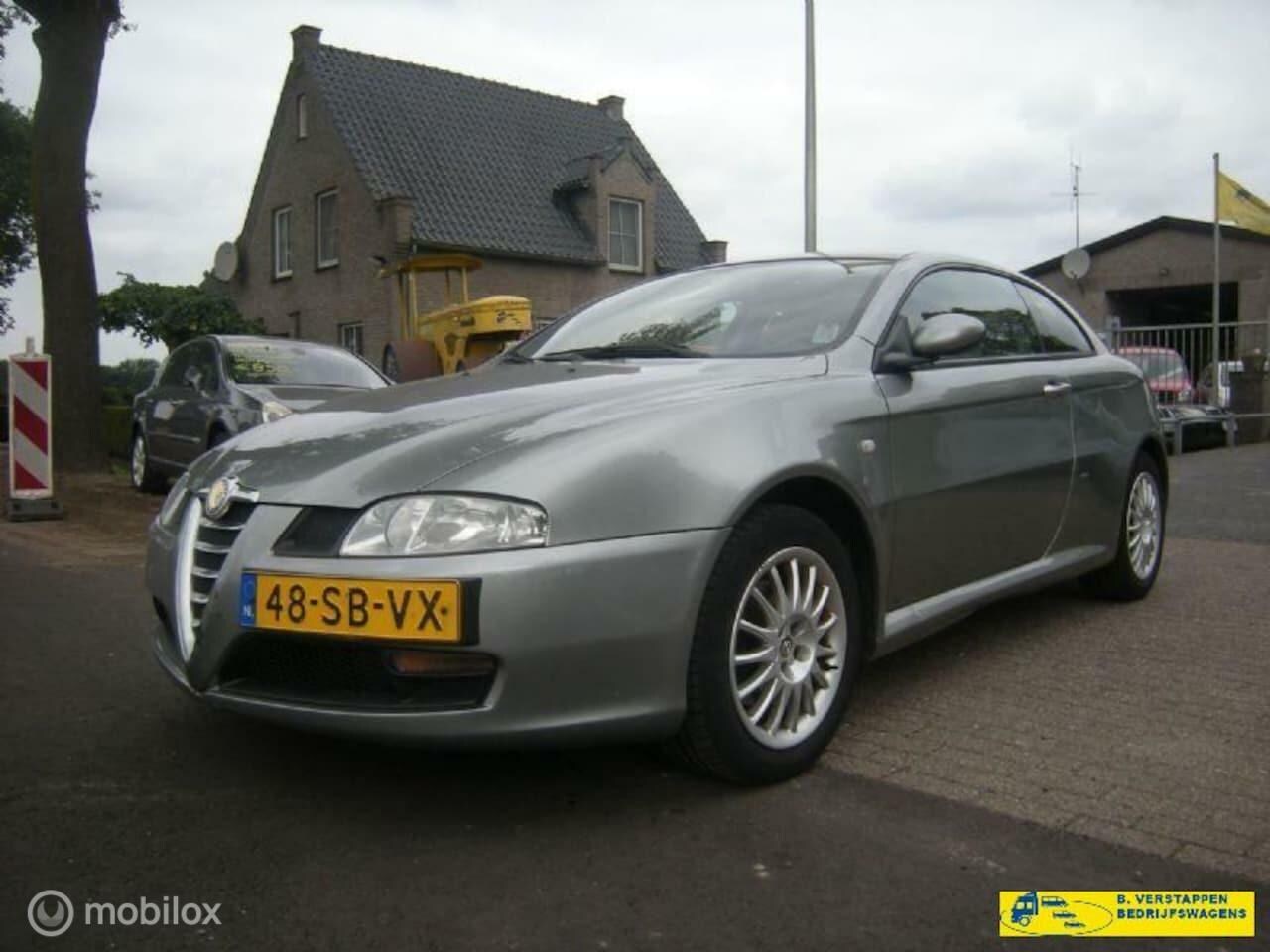 Alfa Romeo GT - 2.0 JTS 16V Distinctive - AutoWereld.nl