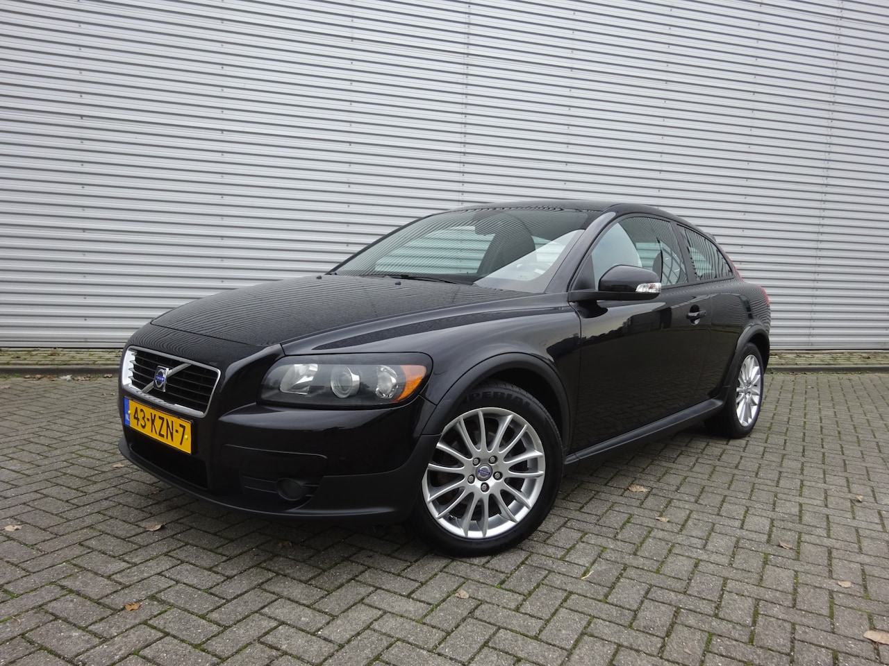 Volvo C30 - 1.8 Sport Navi / Cruise control / Climate - AutoWereld.nl