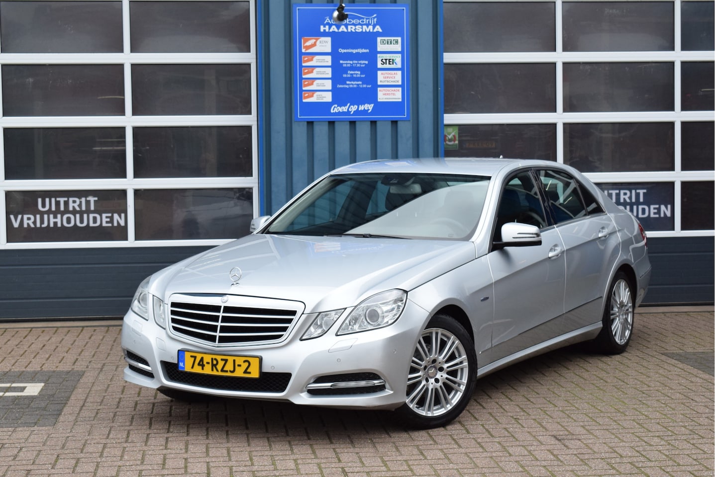 Mercedes-Benz E-klasse - 200 CDI Avantgarde Trekhaak Automaat - AutoWereld.nl