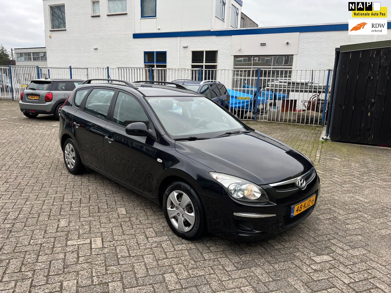 Hyundai i30 CW - 1.4i Blue Active Cool 1.4i Blue Active Cool - AutoWereld.nl