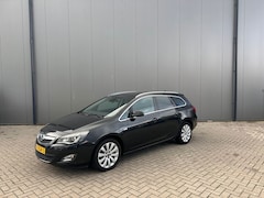 Opel Astra Sports Tourer - 1.4 Turbo Cosmo