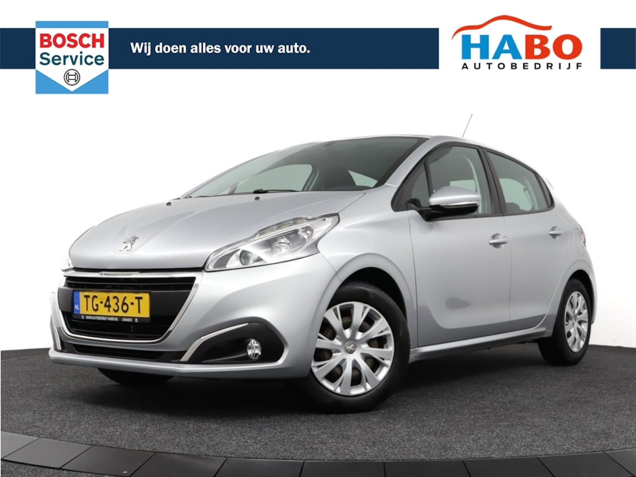 Peugeot 208 - 1.2 PURETECH BLUE LION AC/CRUISE/NAV/BLUETOOTH/PARK.SENS/MIST.LAMP/57.000KM - AutoWereld.nl