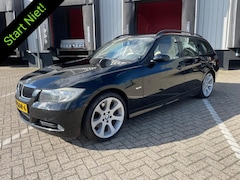 BMW 3-serie Touring - 320i Business Line