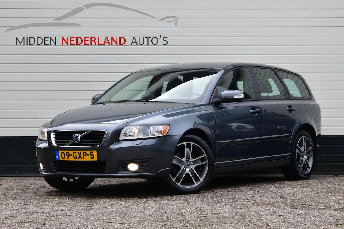 Volvo V50 - 1.6 Edition II * TREKHAAK * LEER * APK 2025 * - AutoWereld.nl