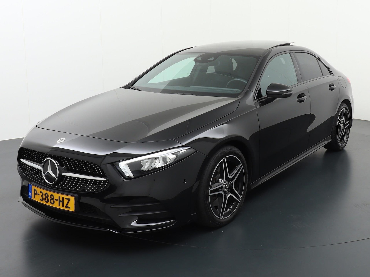 Mercedes-Benz A-klasse - 250 AMG Premium Plus - AutoWereld.nl