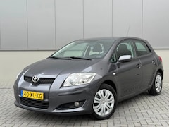 Toyota Auris - 1.6-16V Sol Business