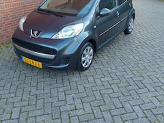 Peugeot 107 - 1.0-12V XS