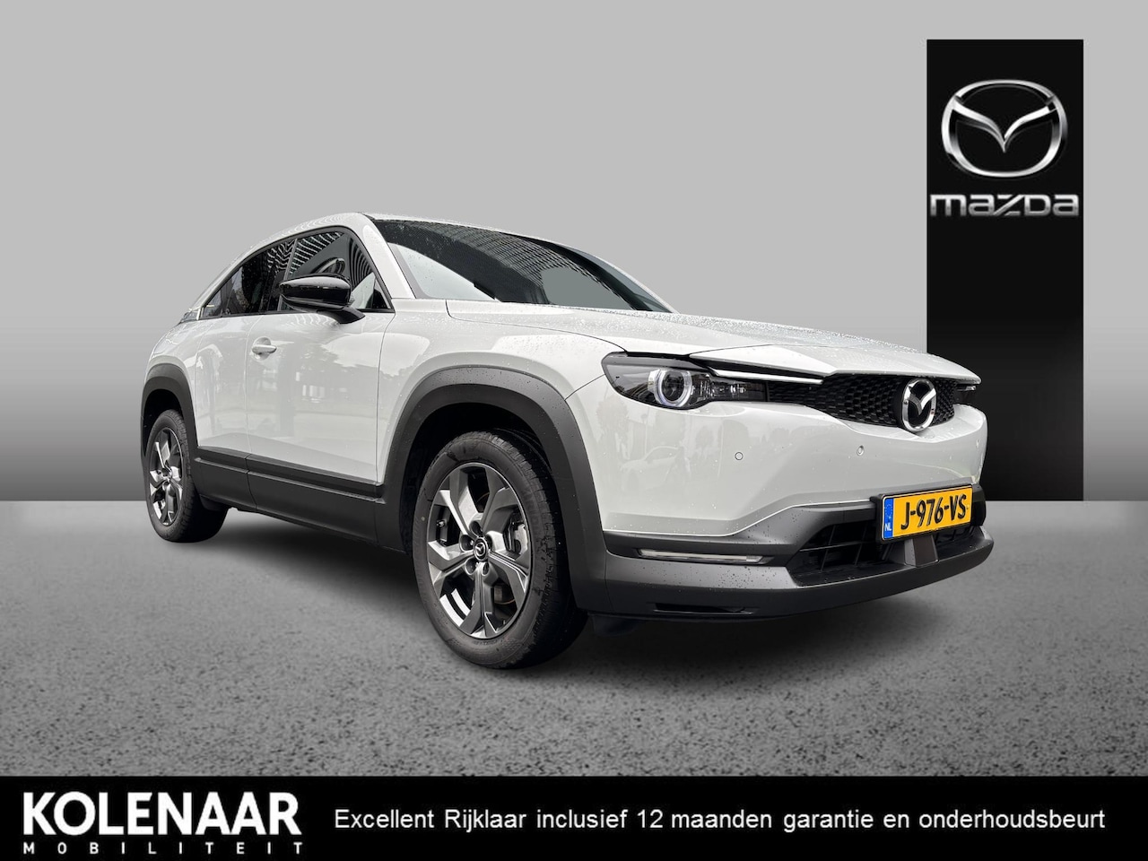 Mazda MX-30 - e-SkyActiv 145 First Edition /Na aftrek subsidie €15.395,-*/Industrial Vintage/1e eigenaar - AutoWereld.nl