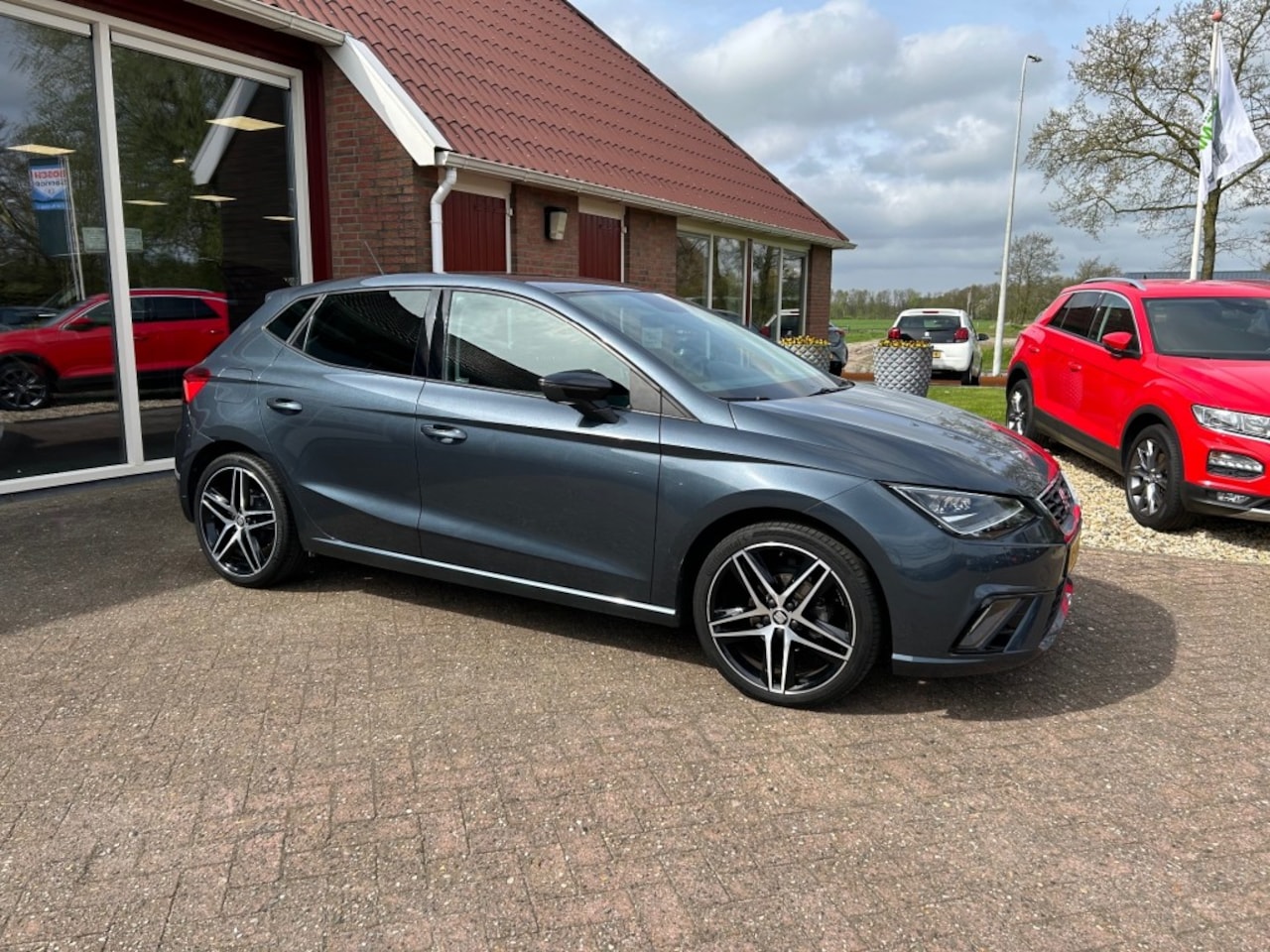 Seat Ibiza - 1.0 TSI FR BUSINESS INTENSE  5-DRS 1e EIGENAAR! - AutoWereld.nl