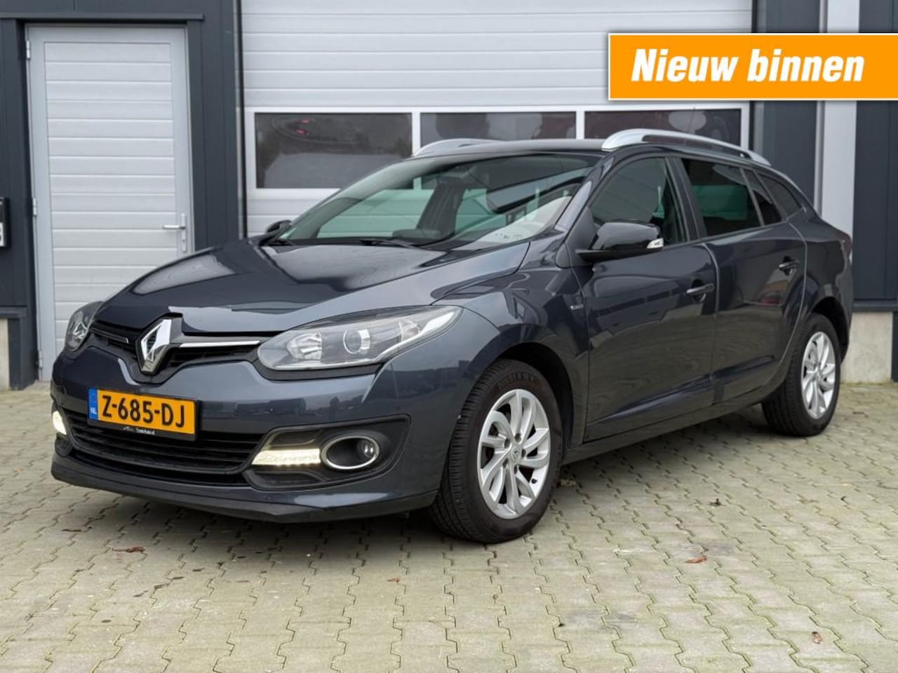 Renault Mégane - 1.2 TCE LIMITED / AIRCO NAVIGATIE BT-TEL CRUISE STOELVERWARM AUX - AutoWereld.nl