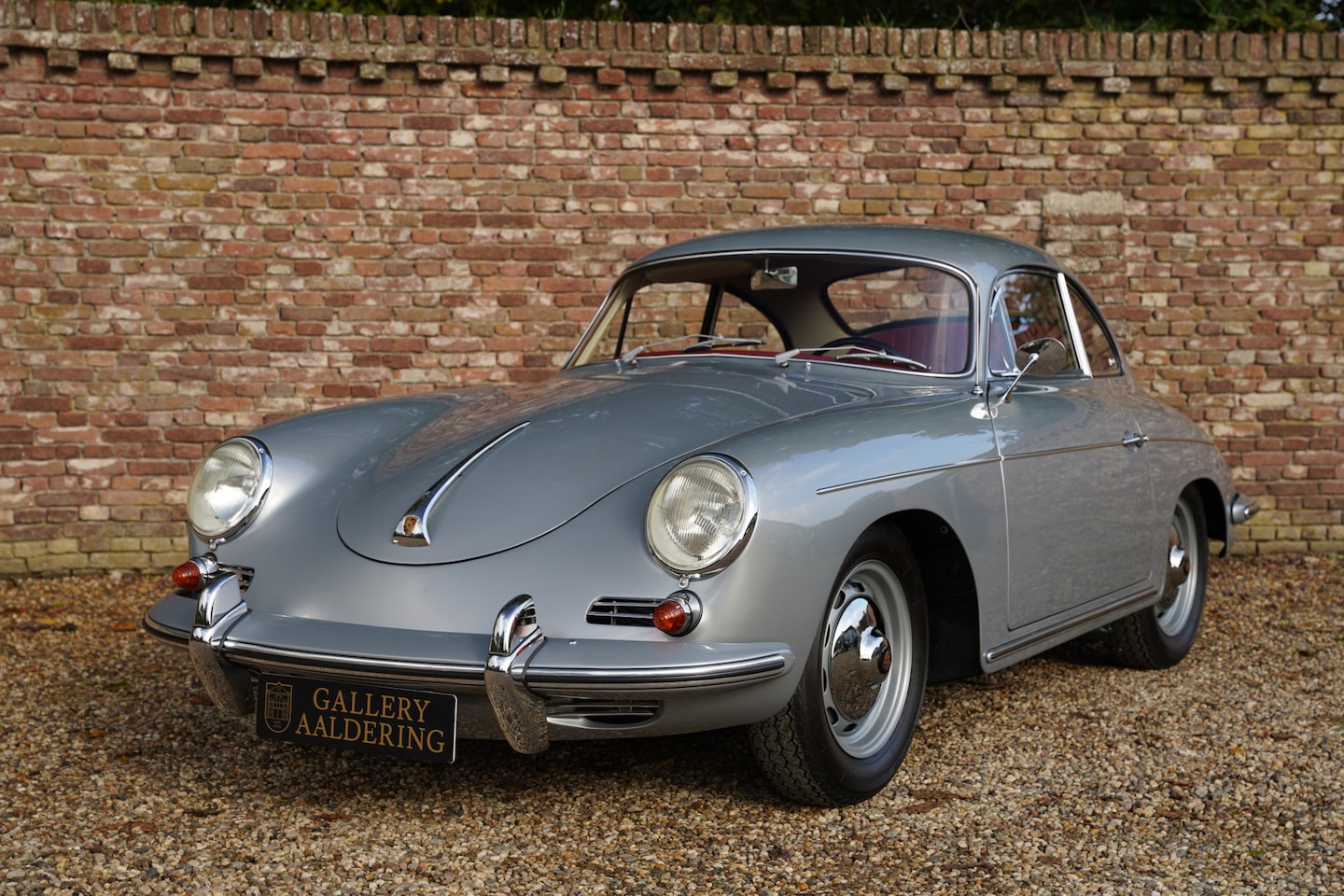 Porsche 356 - B Coupe 1600 Super 90 Painstakingly restored to "Reuter Auslieferung-bescheinigung", In or - AutoWereld.nl