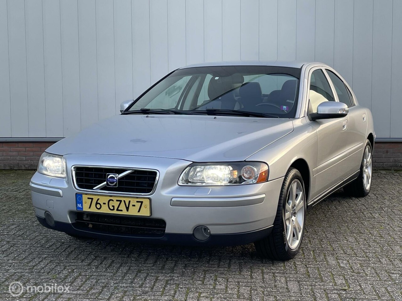 Volvo S60 - 2.4 Drivers Edition | NL auto | NAP | Xenon | Leder | Tr-haak | - AutoWereld.nl