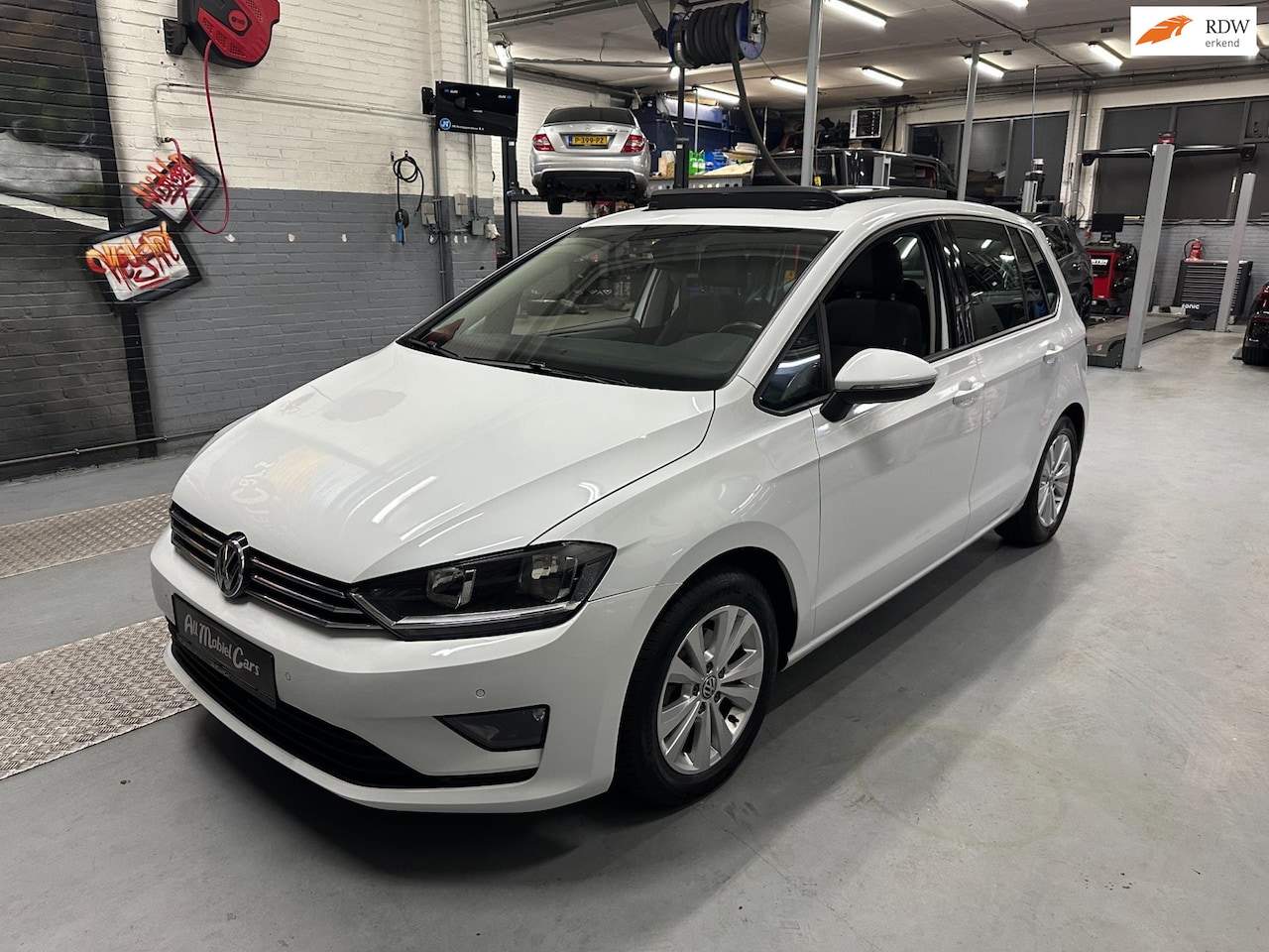 Volkswagen Golf Sportsvan - 1.2 TSI Highline DSG|Pano| - AutoWereld.nl