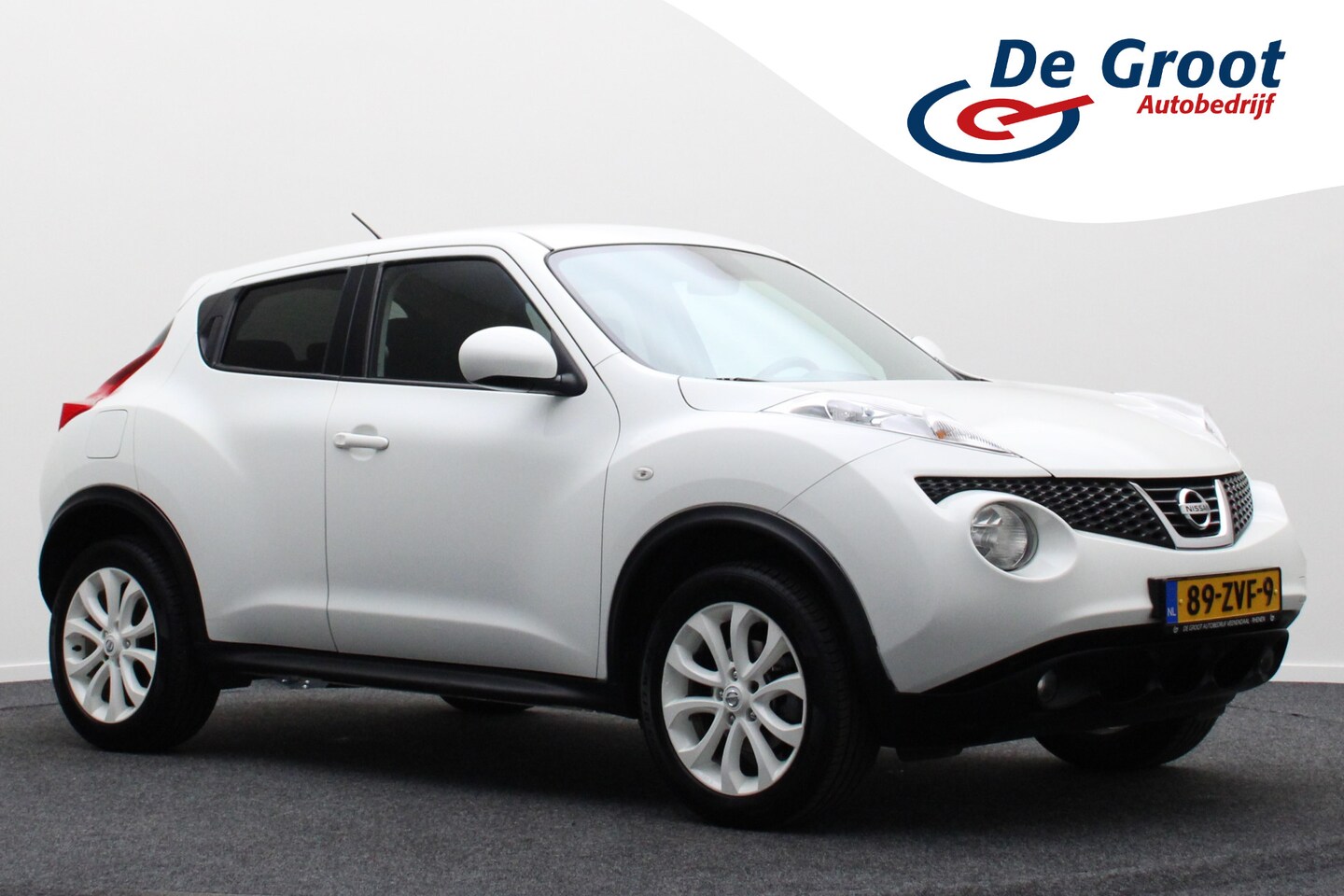 Nissan Juke - 1.6 Acenta Camera, Navigatie, Climate, Bluetooth, Cruise, 17" - AutoWereld.nl