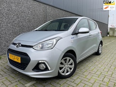 Hyundai i10 - 1.0i i-Motion Comfort Plus/ Nieuwe APK en beurt