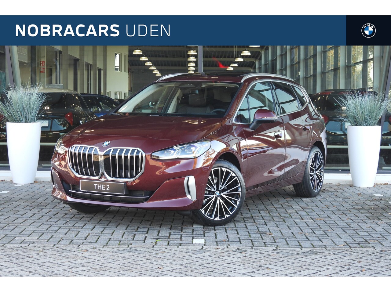 BMW 2-serie Active Tourer - 220i High Executive / Panoramadak / Trekhaak / Sportstoelen / Stoelverwarming / Head-Up / - AutoWereld.nl