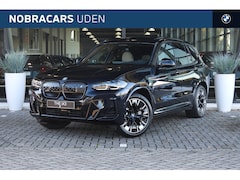 BMW iX3 - High Executive / Sportstoelen / Adaptieve LED / Parking Assistant Plus / M Adaptief onders