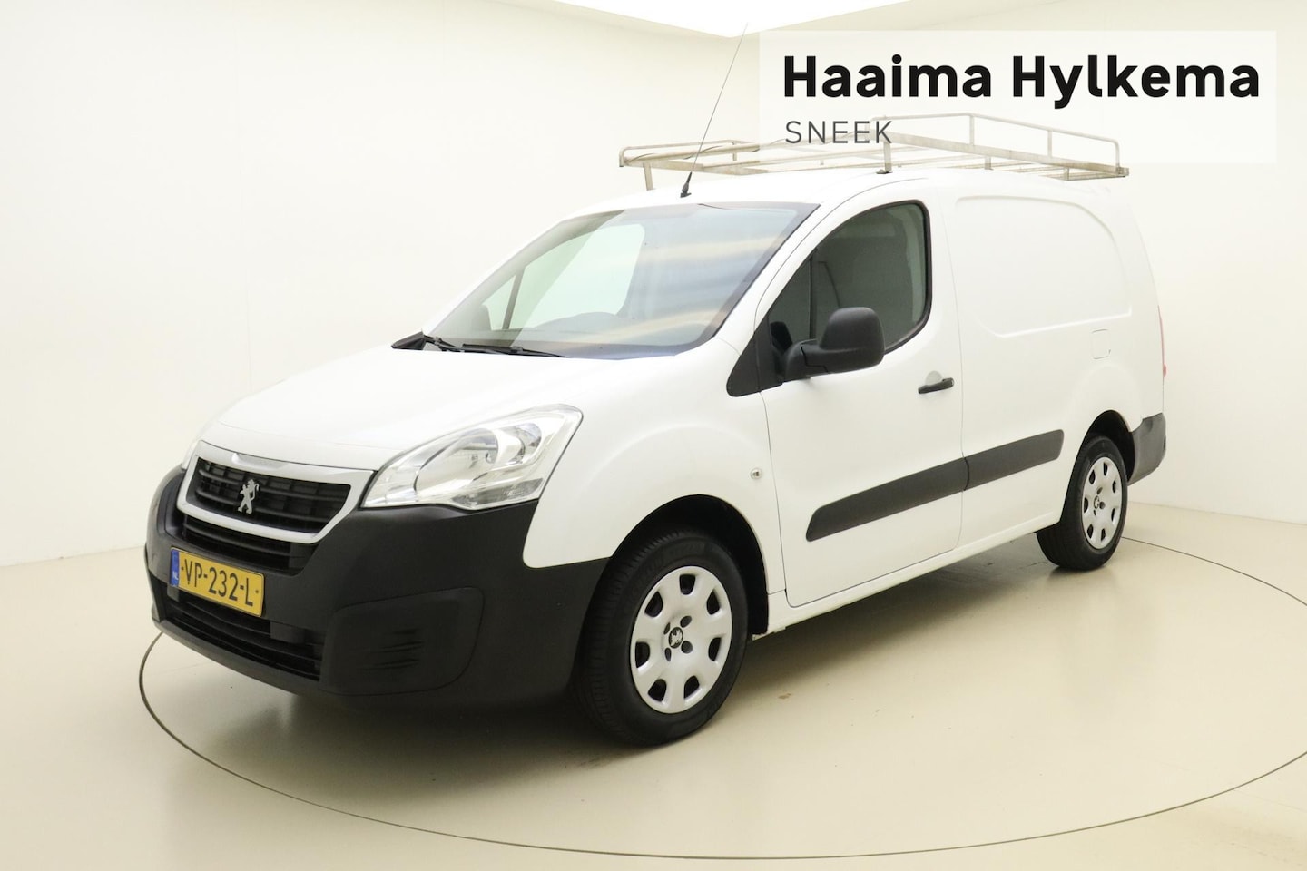 Peugeot Partner - 122 1.6 HDi L2 XR 90 PK | Handgeschakeld | Imperiaal | Betimmering | Radio | Airco | Cruis - AutoWereld.nl